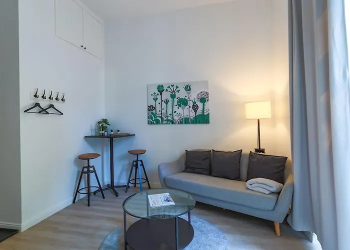 Cozy-Livings Altbau Mit Terrasse Und Kueche Am Stadtpark